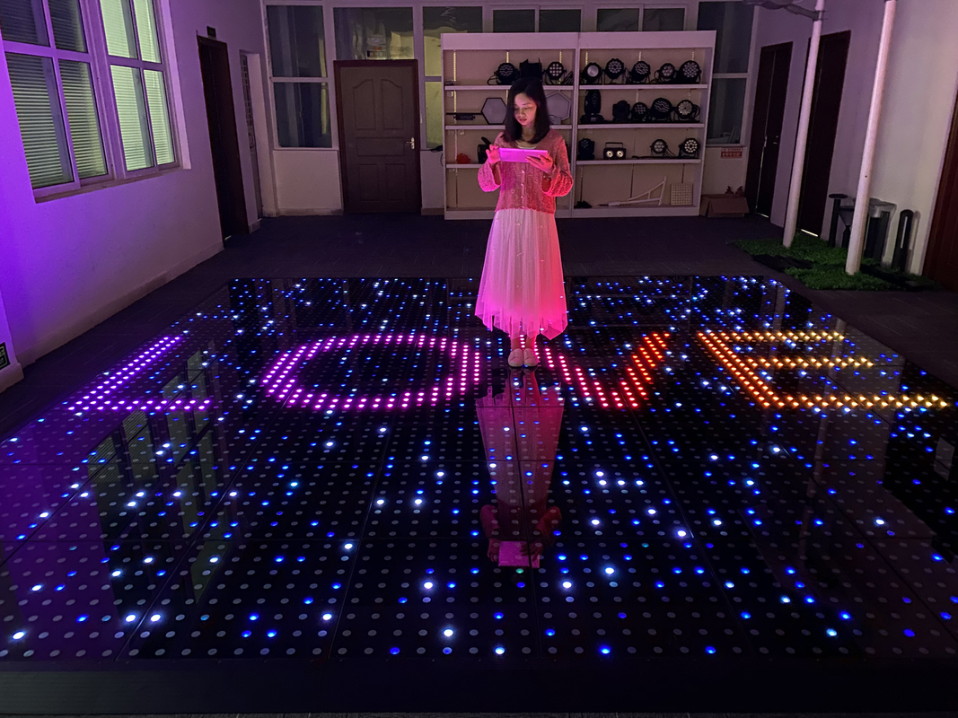 Không dây 50 * 50cm 60 * 60cm LED sàn nhảy cho chương trình sân khấu chuyên nghiệp